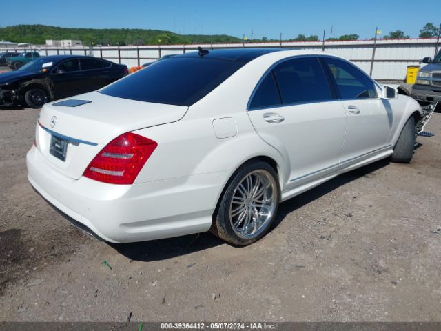 Photo 3 VIN: WDDNG7DB2DA508272 - MERCEDES-BENZ S 550 