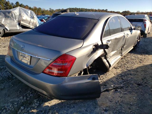 Photo 3 VIN: WDDNG7DB3CA430096 - MERCEDES-BENZ S 550 