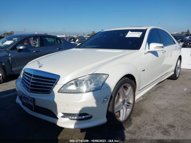 Photo 5 VIN: WDDNG7DB6CA471581 - MERCEDES-BENZ S 550 