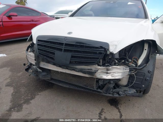 Photo 5 VIN: WDDNG7DB6DA496417 - MERCEDES-BENZ S 550 