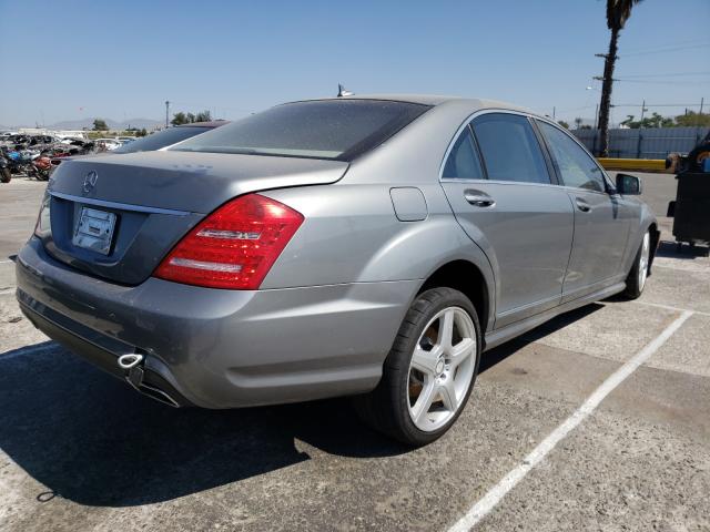 Photo 3 VIN: WDDNG7DB7CA478703 - MERCEDES-BENZ S 550 