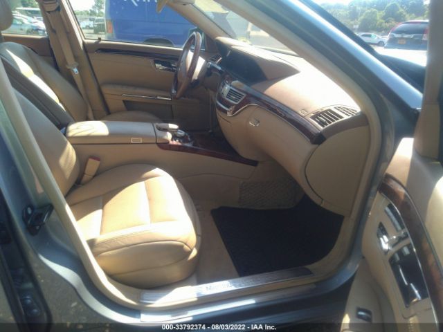 Photo 4 VIN: WDDNG7DB8CA415285 - MERCEDES-BENZ S-CLASS 