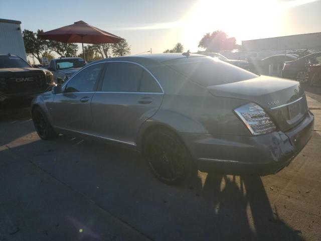 Photo 1 VIN: WDDNG7DB8CA464096 - MERCEDES-BENZ S 550 