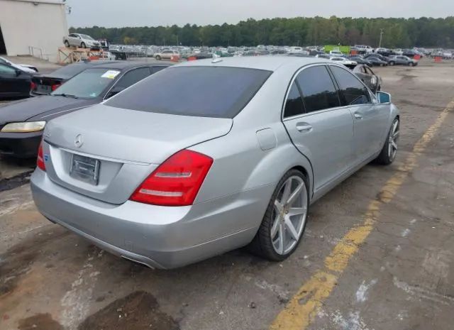 Photo 3 VIN: WDDNG7DB8DA493440 - MERCEDES-BENZ S 550 