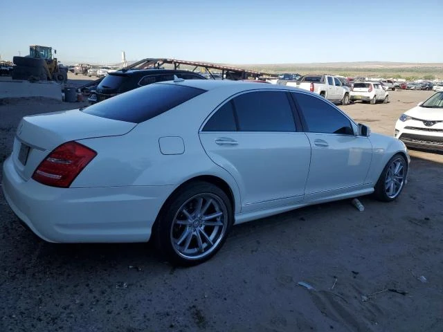 Photo 2 VIN: WDDNG7DB8DA520409 - MERCEDES-BENZ S 550 