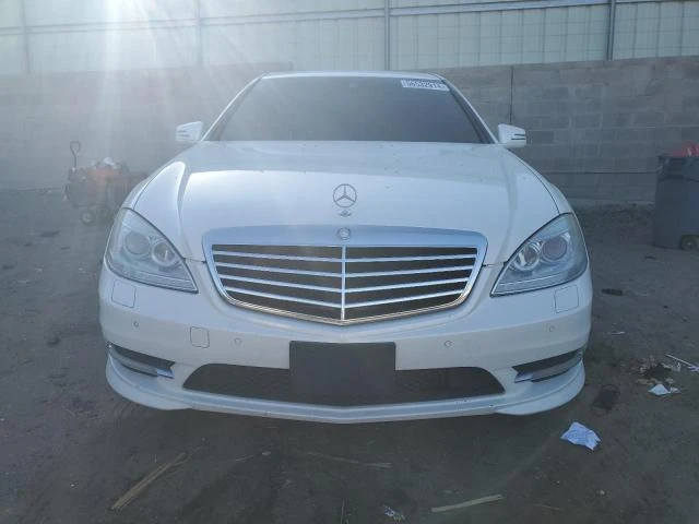 Photo 4 VIN: WDDNG7DB8DA520409 - MERCEDES-BENZ S 550 