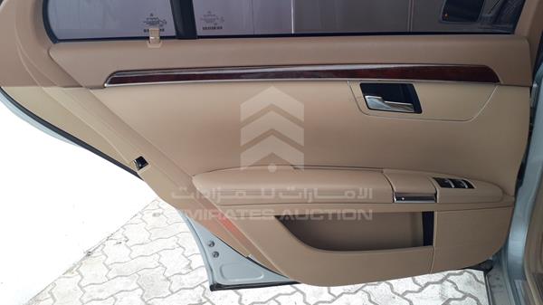 Photo 23 VIN: WDDNG7DB8DA535752 - MERCEDES-BENZ S 550 