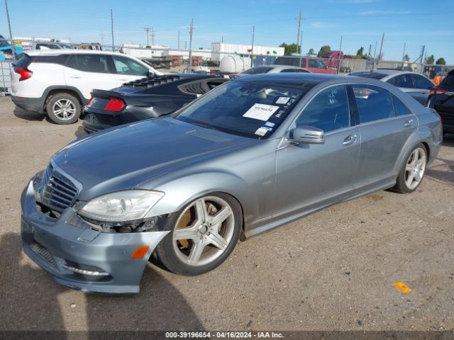 Photo 1 VIN: WDDNG7DB9CA446545 - MERCEDES-BENZ S 550 