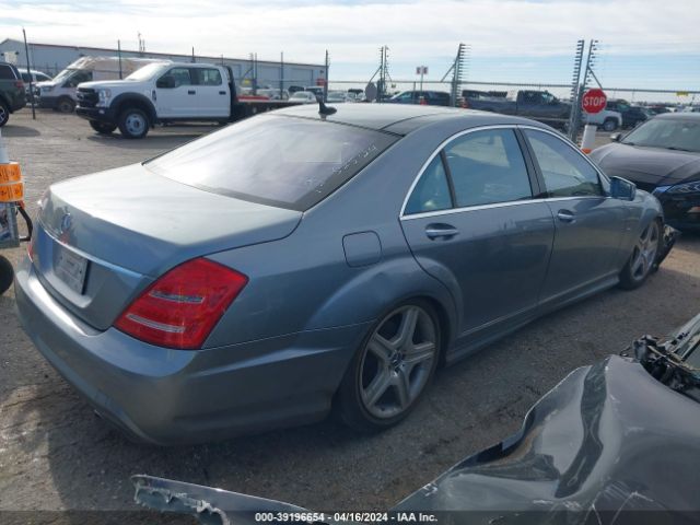 Photo 3 VIN: WDDNG7DB9CA446545 - MERCEDES-BENZ S 550 