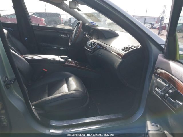 Photo 4 VIN: WDDNG7DB9CA446545 - MERCEDES-BENZ S 550 