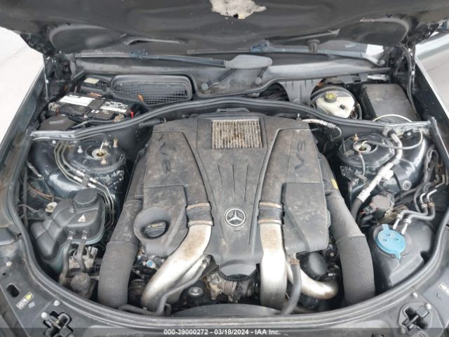 Photo 9 VIN: WDDNG7DB9CA467265 - MERCEDES-BENZ S 550 