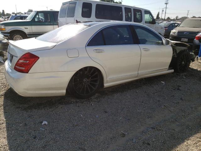 Photo 2 VIN: WDDNG7DB9CA470389 - MERCEDES-BENZ S 550 