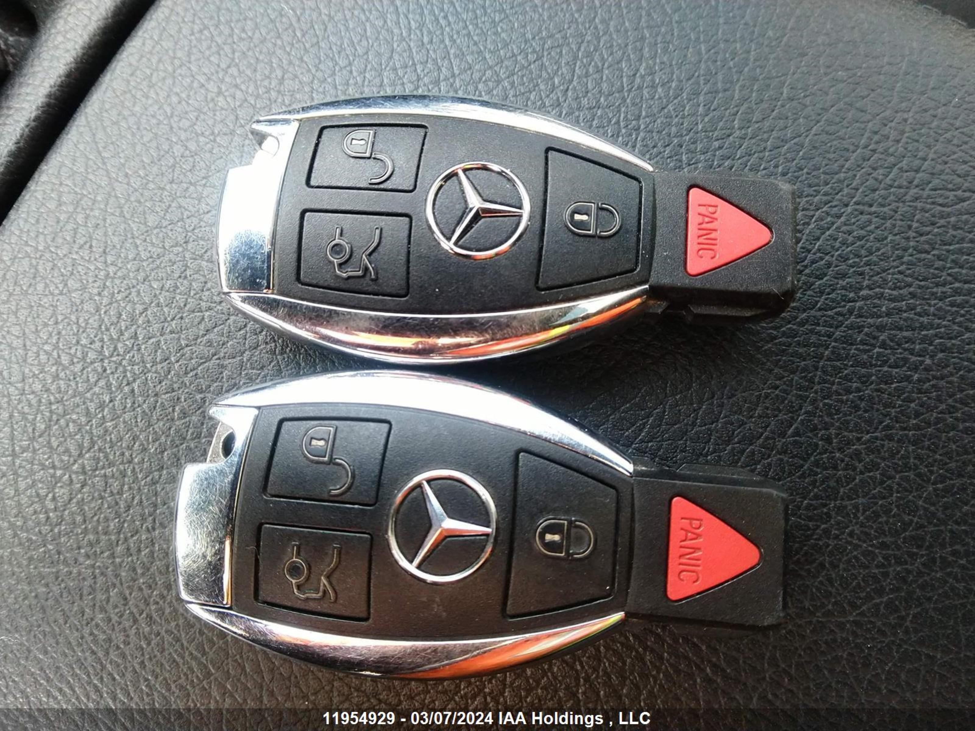 Photo 10 VIN: WDDNG8GB1BA367645 - MERCEDES-BENZ NULL 