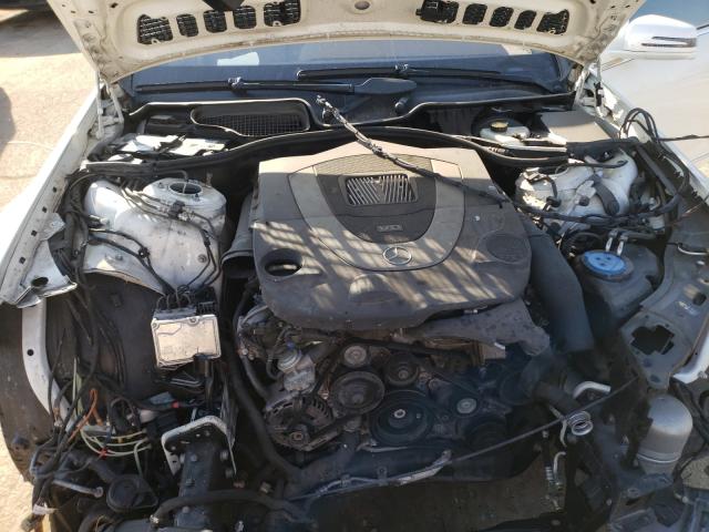 Photo 6 VIN: WDDNG8GB3BA404422 - MERCEDES-BENZ S 550 4MAT 