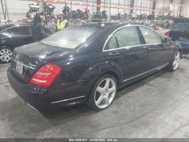 Photo 3 VIN: WDDNG8GB5AA337708 - MERCEDES-BENZ S 550 