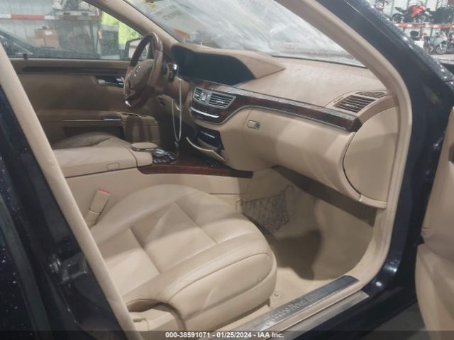 Photo 4 VIN: WDDNG8GB5AA337708 - MERCEDES-BENZ S 550 