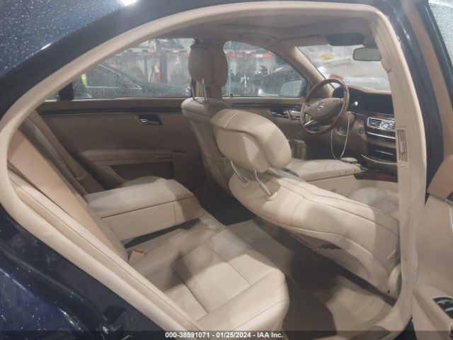 Photo 7 VIN: WDDNG8GB5AA337708 - MERCEDES-BENZ S 550 