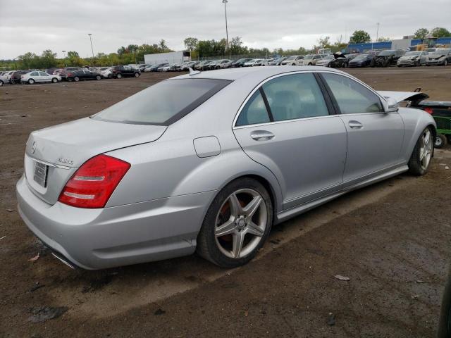 Photo 2 VIN: WDDNG8GB7AA302474 - MERCEDES-BENZ S 550 4MAT 