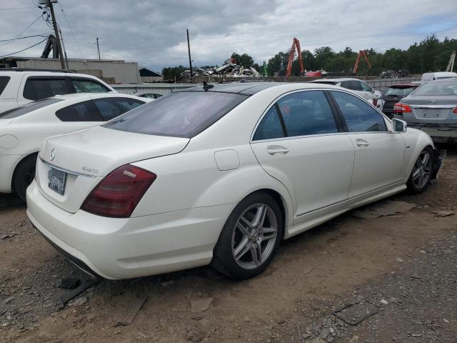 Photo 2 VIN: WDDNG8GB7BA400292 - MERCEDES-BENZ S 550 4MAT 