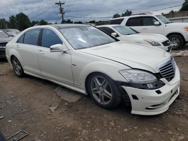 Photo 3 VIN: WDDNG8GB7BA400292 - MERCEDES-BENZ S 550 4MAT 