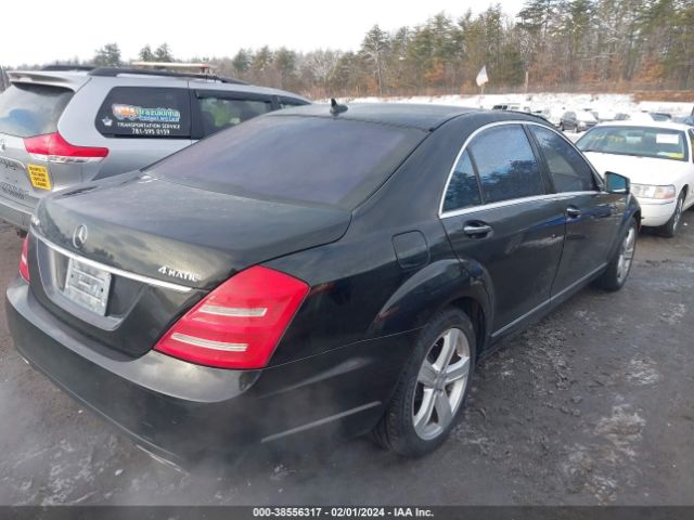 Photo 3 VIN: WDDNG9EB1CA446176 - MERCEDES-BENZ S 550 