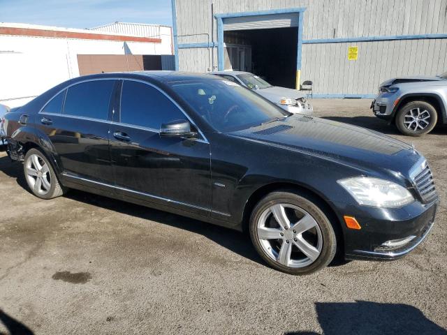 Photo 3 VIN: WDDNG9EB2CA461947 - MERCEDES-BENZ S 550 4MAT 