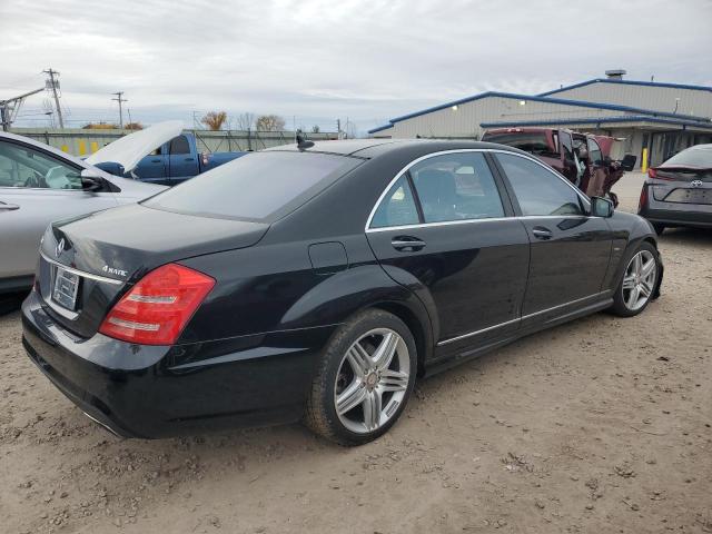 Photo 2 VIN: WDDNG9EB2CA478232 - MERCEDES-BENZ S 550 4MAT 