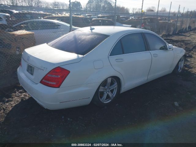 Photo 3 VIN: WDDNG9EB2DA531061 - MERCEDES-BENZ S 550 