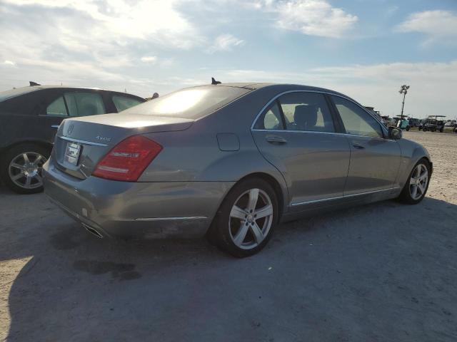 Photo 2 VIN: WDDNG9EB3CA437172 - MERCEDES-BENZ S 550 4MAT 