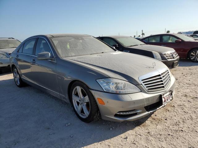 Photo 3 VIN: WDDNG9EB3CA437172 - MERCEDES-BENZ S 550 4MAT 