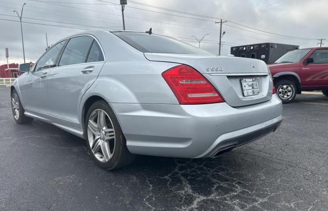 Photo 2 VIN: WDDNG9EB5CA437299 - MERCEDES-BENZ S 550 4MAT 