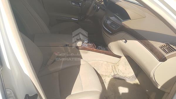 Photo 20 VIN: WDDNG9EB5CA479133 - MERCEDES-BENZ S 500 