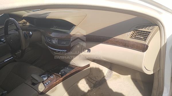 Photo 21 VIN: WDDNG9EB5CA479133 - MERCEDES-BENZ S 500 