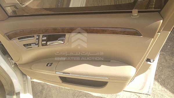 Photo 22 VIN: WDDNG9EB5CA479133 - MERCEDES-BENZ S 500 