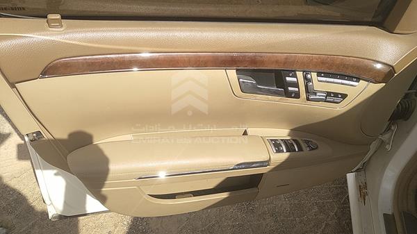 Photo 9 VIN: WDDNG9EB5CA479133 - MERCEDES-BENZ S 500 