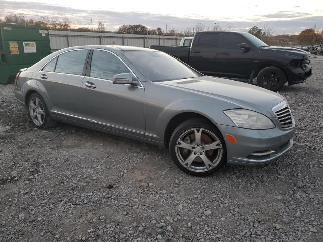 Photo 3 VIN: WDDNG9EB9DA498382 - MERCEDES-BENZ S 550 4MAT 