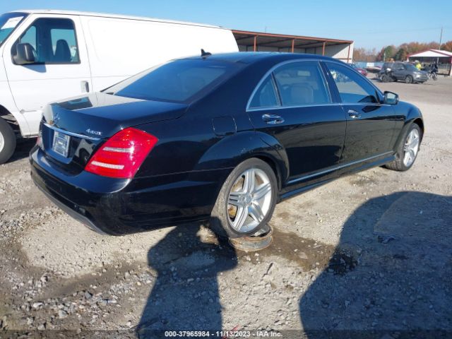 Photo 3 VIN: WDDNG9EB9DA536533 - MERCEDES-BENZ S 550 