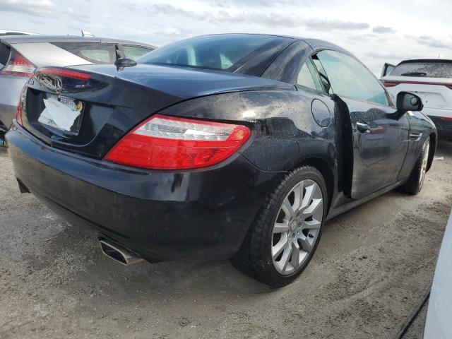 Photo 2 VIN: WDDPK3JA2GF122096 - MERCEDES-BENZ SLK 300 