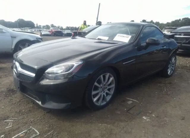 Photo 1 VIN: WDDPK3JA2HF142866 - MERCEDES-BENZ SLC 