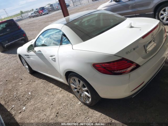 Photo 2 VIN: WDDPK3JA2JF155624 - MERCEDES-BENZ SLC-CLASS 