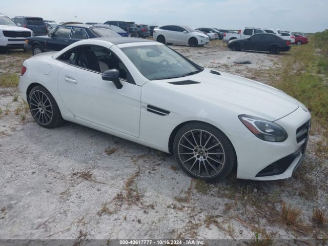 Photo 0 VIN: WDDPK3JA2KF161117 - MERCEDES-BENZ SLC-CLASS 