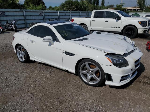 Photo 3 VIN: WDDPK3JA3GF120034 - MERCEDES-BENZ SLK-CLASS 