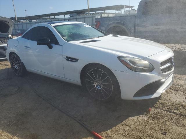 Photo 3 VIN: WDDPK3JA3HF139409 - MERCEDES-BENZ SLC 300 