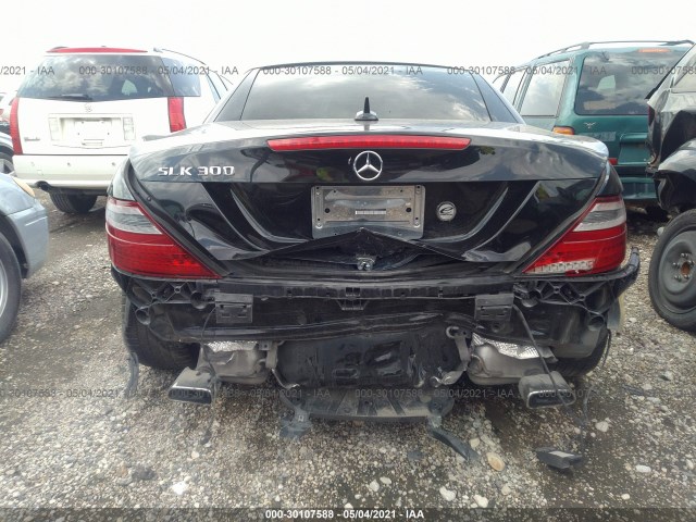 Photo 5 VIN: WDDPK3JA6GF119637 - MERCEDES-BENZ SLK 