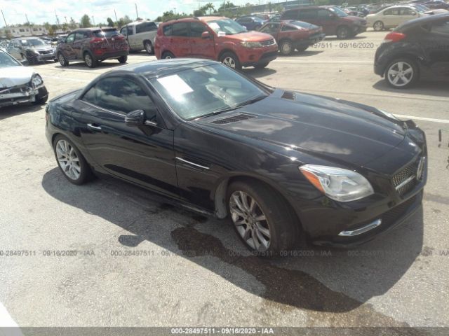 Photo 0 VIN: WDDPK3JA6GF123803 - MERCEDES-BENZ SLK 