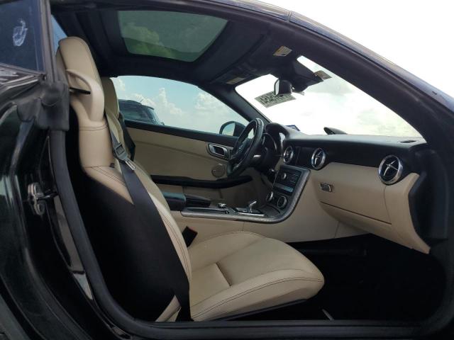 Photo 9 VIN: WDDPK3JA9HF130892 - MERCEDES-BENZ SLC 300 