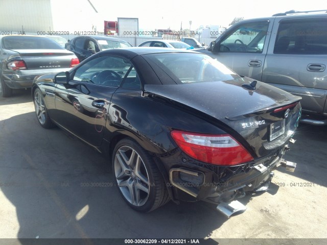 Photo 2 VIN: WDDPK3JAXGF117549 - MERCEDES-BENZ SLK 