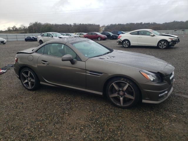 Photo 3 VIN: WDDPK4HA0FF103105 - MERCEDES-BENZ SLK 250 