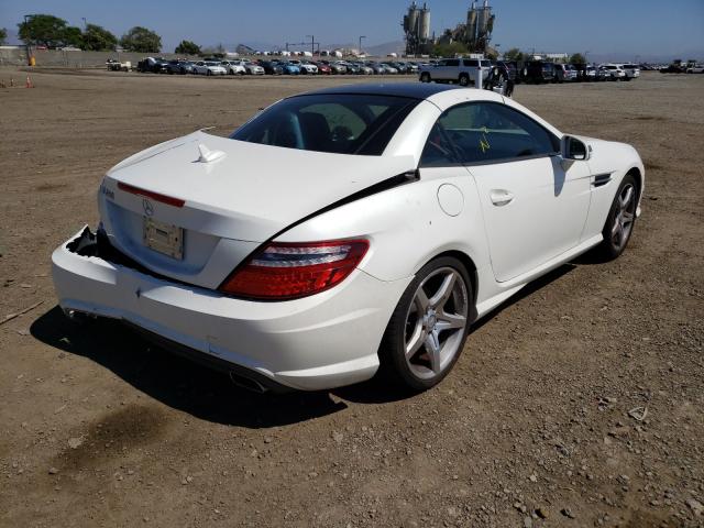 Photo 3 VIN: WDDPK4HA1DF065977 - MERCEDES-BENZ SLK 250 