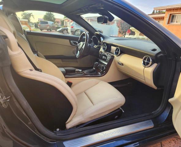 Photo 4 VIN: WDDPK4HA1EF078181 - MERCEDES-BENZ SLK-CLASS 